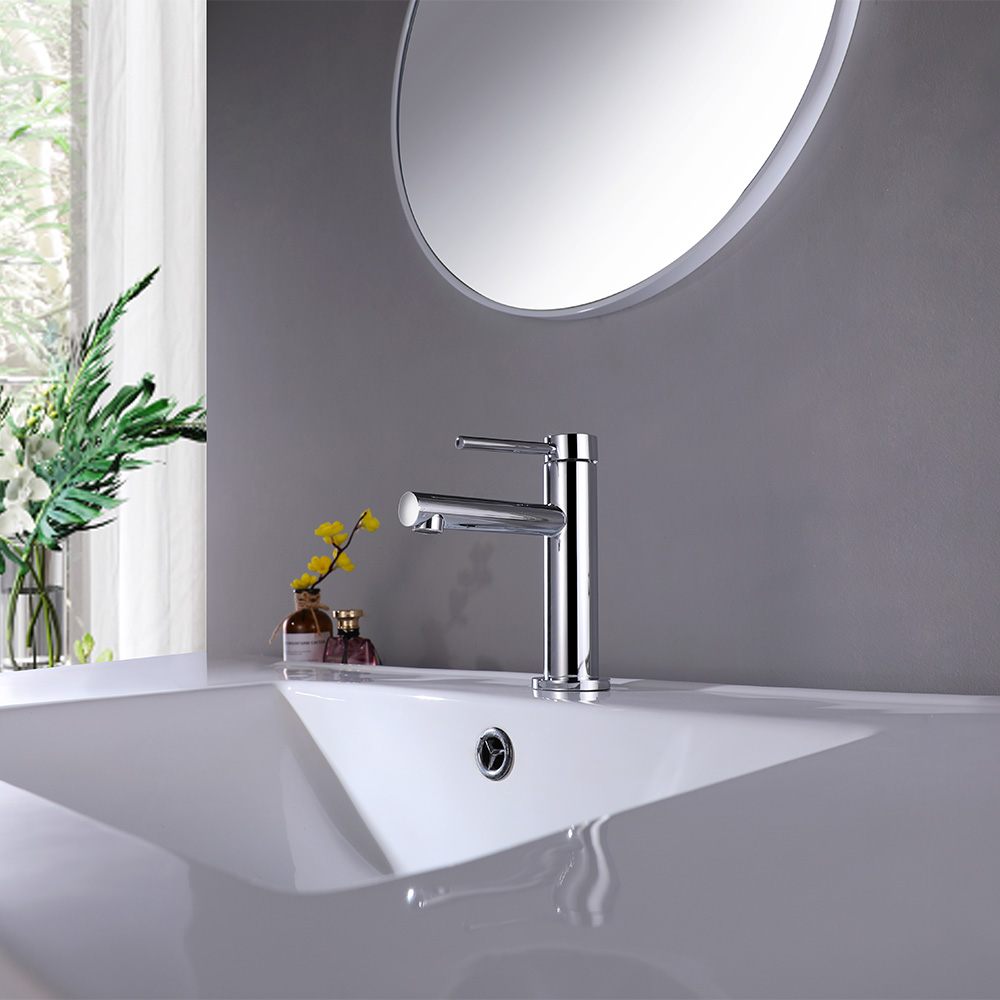 SHUIDAO Polished Chrome Single-Hole Basin Faucet with Cylindrical Spout & Slim Round Lever Handle